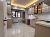MANİSA MERKEZ EFENDİ MAH 3+1 ARA KAT FUL YAPILI DAİRE