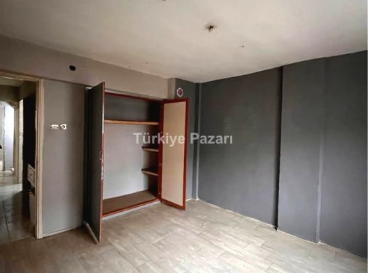 MANİSA YENİMAHALLEDE 2+1 ARA KAT KİRALIK DAİRE