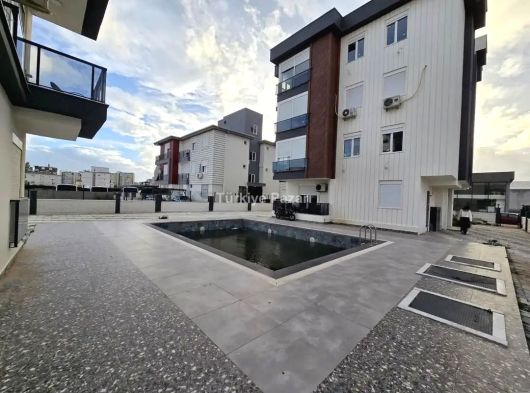 HAVUZU SIFIR KATTA FIRSAT DAİRE