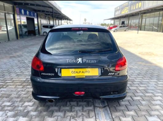 Sahibinden Çok Temiz 2006 Model Peugeot 206 1.4 HDİ x-Desing Paket Düşük KM Uygun Fiyata