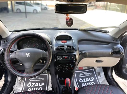 Sahibinden Çok Temiz 2006 Model Peugeot 206 1.4 HDİ x-Desing Paket Düşük KM Uygun Fiyata
