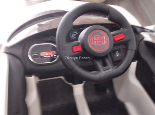 Temiz Akülü Çocuk Arabası – Kumandalı – LED Far – Acil Satılık