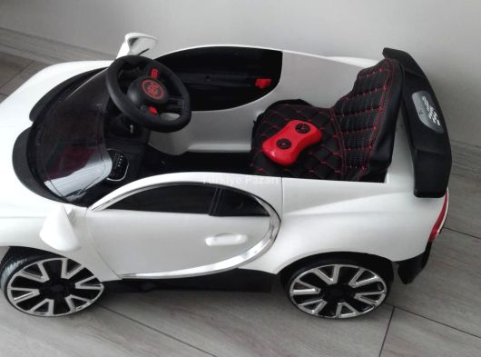 Temiz Akülü Çocuk Arabası – Kumandalı – LED Far – Acil Satılık