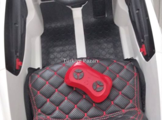 Temiz Akülü Çocuk Arabası – Kumandalı – LED Far – Acil Satılık