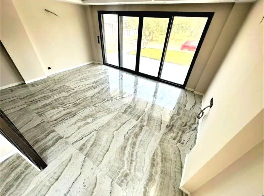 BURHANİYE PELİTKÖYDE AYGÜLDEN SIFIR TAM BAĞIMSIZ HUZUR VE KONFORA ADIM ATACAĞINIZ SATILIK 4+1 VİLLA