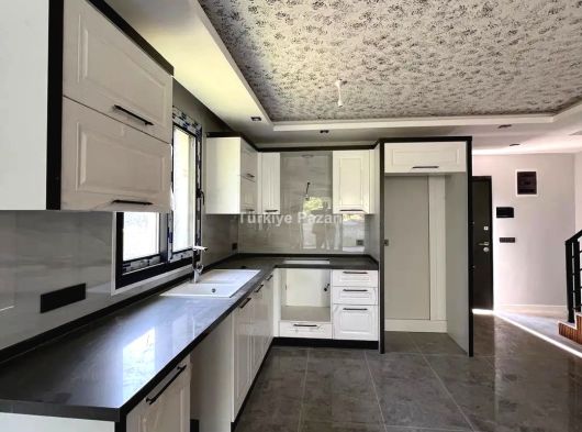 Aydın Kuşadası Güzelçamlı Mahallesi’nde 310 metre² arsa içerisinde net 125 metre² Villamız