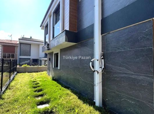 Aydın Kuşadası Güzelçamlı Mahallesi’nde 310 metre² arsa içerisinde net 125 metre² Villamız