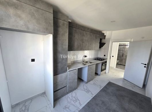 SIFIR 2+1 GENİŞ YÜKSEK GİRİŞ KAÇMAZ DAİRE