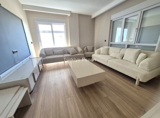 Antalya Kepez V.Esentepe 'de Havuzlu Sitede Sıfır 2+1 Daire