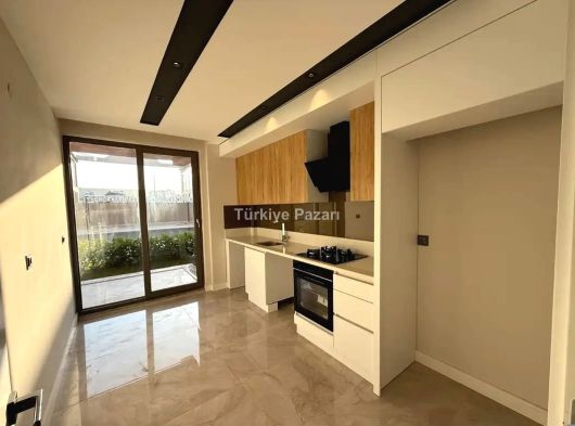 V. KARŞIYAKA'DA 2+1 ULTRA LÜKS HAVUZLU SİTE İÇİ KREDİYE UYGUN