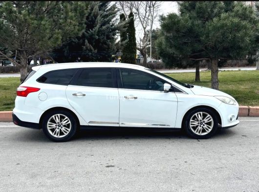 2013 Focus Station Wagon Aile Aracı
