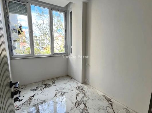 HAVUZLU SIFIR KATTA FIRSAT SEÇENEKLİ SATILIK Daire