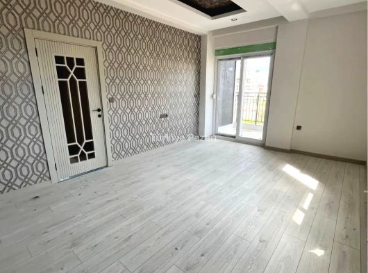 HAVUZLU SIFIR KATTA FIRSAT SEÇENEKLİ SATILIK Daire