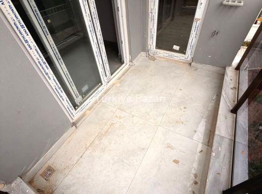 KATTA TEK SIFIR ASANSÖRLÜ HERŞEYİ AYRI 2+1 DAİRE