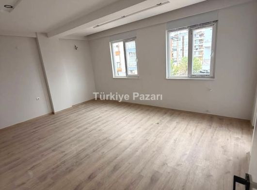 KATTA TEK SIFIR ASANSÖRLÜ HERŞEYİ AYRI 2+1 DAİRE