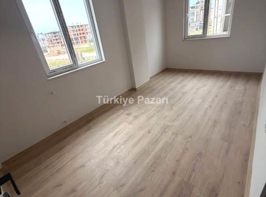 KATTA TEK SIFIR ASANSÖRLÜ HERŞEYİ AYRI 2+1 DAİRE