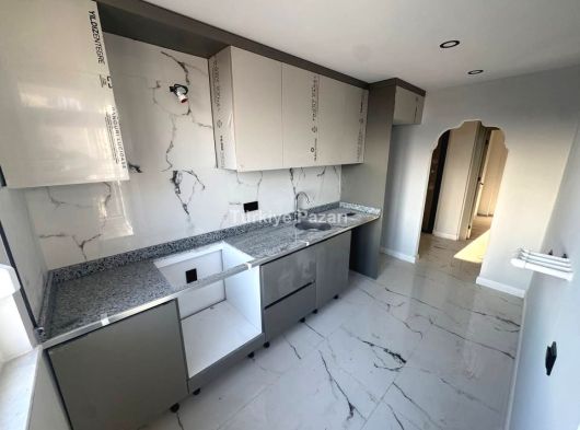 ERENKÖY MAHALLESİ TEK DAİRE FİYATINA 2 DAİRE