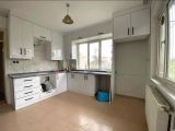 Kiralık Gümüşçay mahallesi hüdai Erol caddesinde  Ana cadde üzeri 3+1