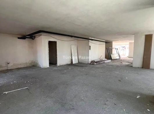 NİĞDE MERKEZ A.KAYABAŞI MAH. SAKARYA OKULU ALTI & HAYAT HASTANESİ KARŞI ÜST CADDESİ KİRALIK DÜKKAN