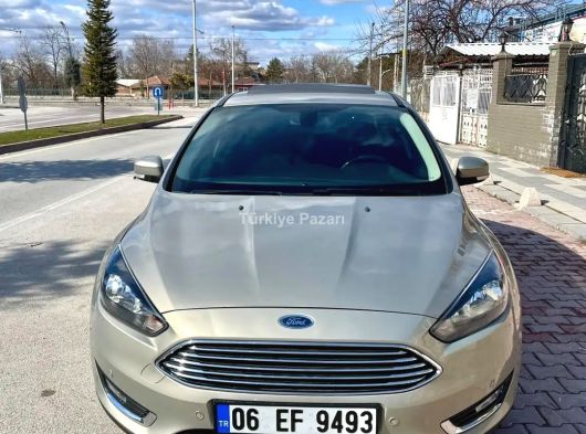 2017 FORD FOCUS