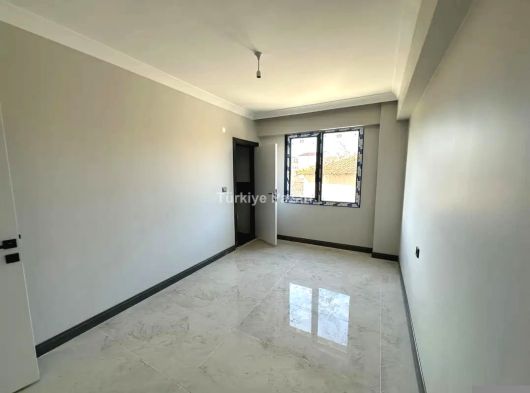 ERGENE VELİMEŞE DE SATILIK ARA KAT SIFRI 2+1 YERDEN ISITMA EBEVEYN BANYOLU DAİRE SINIRSIZ KREDİ