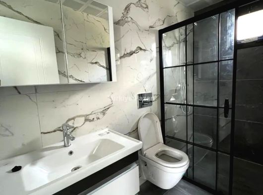 3 Yatak Odası 2 Banyo Ev