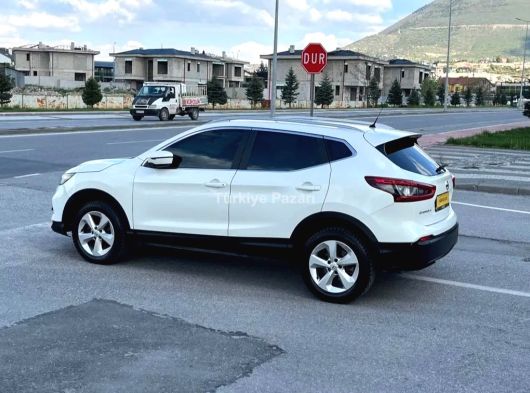 NİSSAN QASHQAİ 1.6 DCI X-TRONIC TEKNA PLUS
