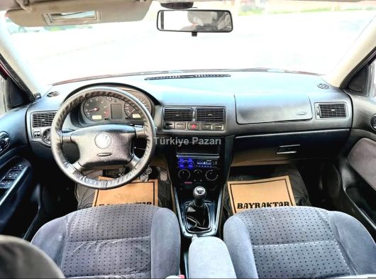 Golf4 Comfort 1.6-SR Klima ABS 267.000 km Komple temizlik boyalı Bakimlari tam Aksarayda