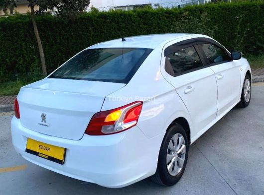 Emsalsiz temizlikte 2015 model Pegeout 301 1.6 HDİ Active