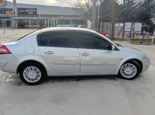 Megane 2 PRİVLAGE paket dolusu uygun fiyat