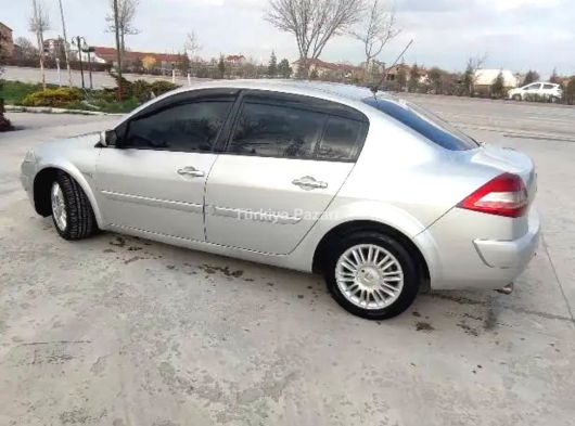 Megane 2 PRİVLAGE paket dolusu uygun fiyat
