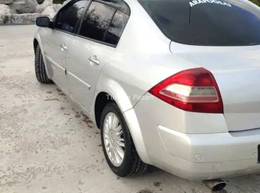 Megane 2 PRİVLAGE paket dolusu uygun fiyat