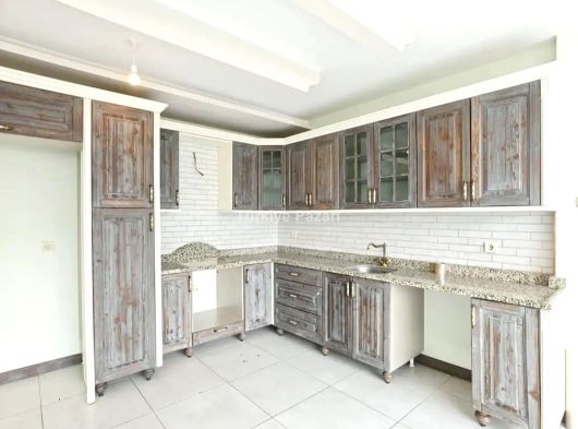 BAĞIMSIZ MUTFAKLI 2+1 AŞAĞI ALATA AYLIK ÖDEMELİ KİRALIK