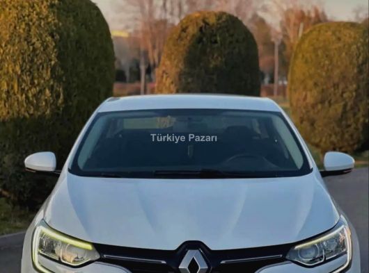 ACİL ACİL 2019 MEGANE TOUCH 1.5 DİZEL İLK SAHİBİNDEN TRNİN EN UYGUNU 145 KM