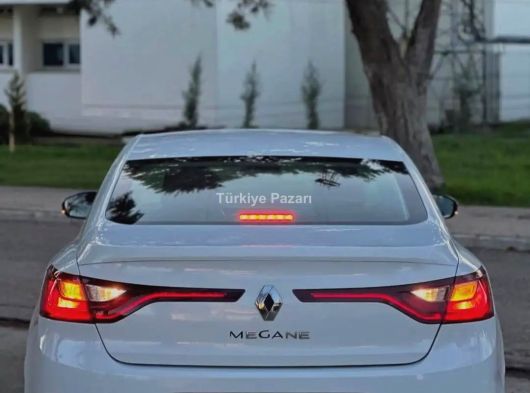 ACİL ACİL 2019 MEGANE TOUCH 1.5 DİZEL İLK SAHİBİNDEN TRNİN EN UYGUNU 145 KM