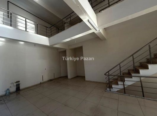 ACİLL FİYAT DÜŞTÜ KÖŞE BAŞI YÜKSEK KİRA GETİRİLİ 2 KATLI DÜKKAN