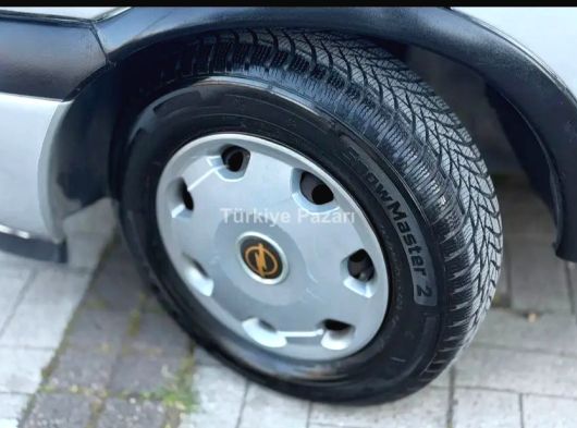98 OPEL CORSA 1.4 SAFKAN BENZİNLİ EMSALSİZ TEMİZLİKTE