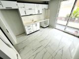 GÖMEÇ ÇAM SOKAKTA UYGUN FİYATA SATILIK 3+1 DAİRE
