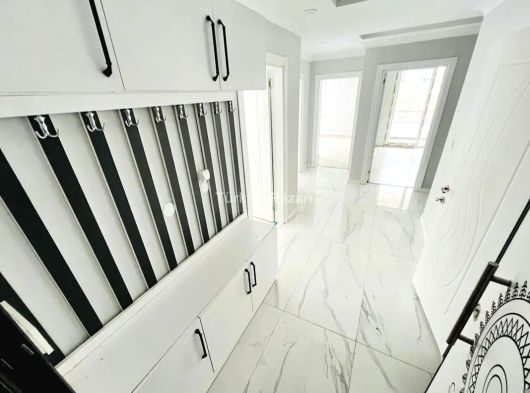 GÖMEÇ ÇAM SOKAKTA UYGUN FİYATA SATILIK 3+1 DAİRE