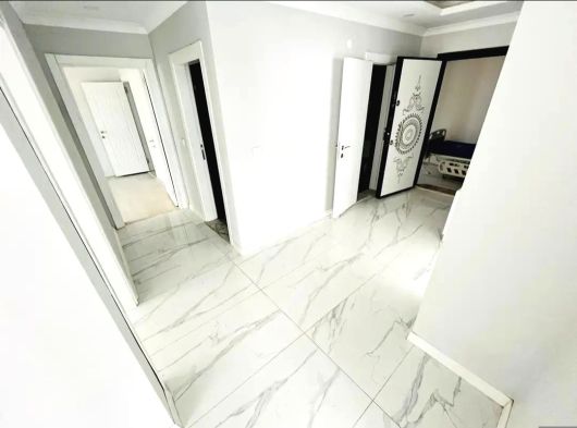 GÖMEÇ ÇAM SOKAKTA UYGUN FİYATA SATILIK 3+1 DAİRE