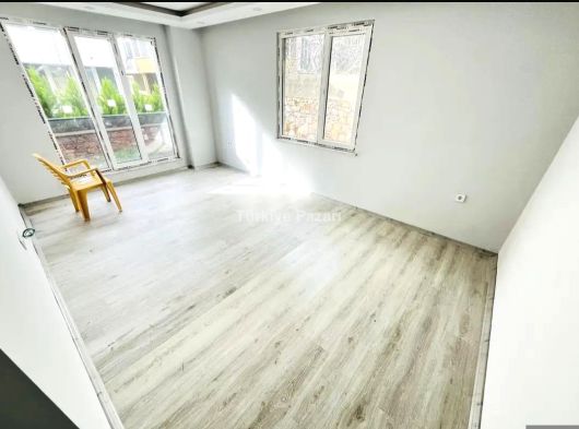 GÖMEÇ ÇAM SOKAKTA UYGUN FİYATA SATILIK 3+1 DAİRE