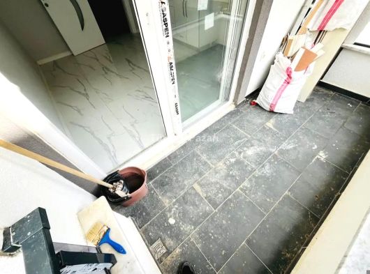 GÖMEÇ ÇAM SOKAKTA UYGUN FİYATA SATILIK 3+1 DAİRE