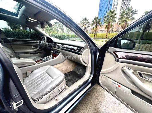 Audi A8 4.2