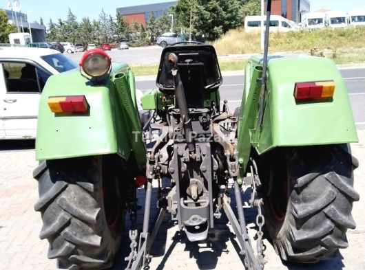 Traktör Fendt 103