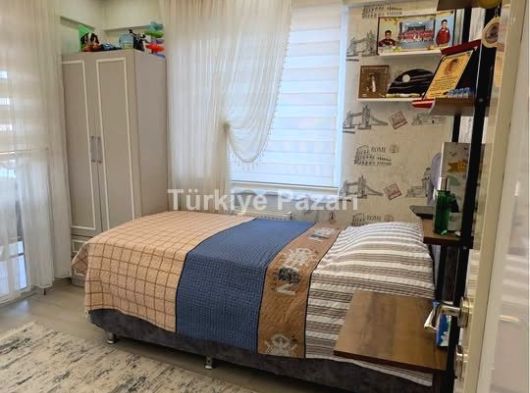 SATILIK 4.5+1 NET 225 METRE OTURUMA SAHİP İSKANLI HASARSIZ TÜM RESMİ KURUM KREDİLERİNE UYGUN DAİRE