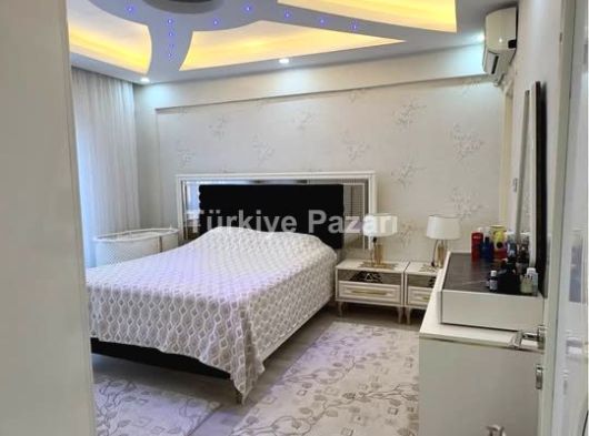 SATILIK 4.5+1 NET 225 METRE OTURUMA SAHİP İSKANLI HASARSIZ TÜM RESMİ KURUM KREDİLERİNE UYGUN DAİRE