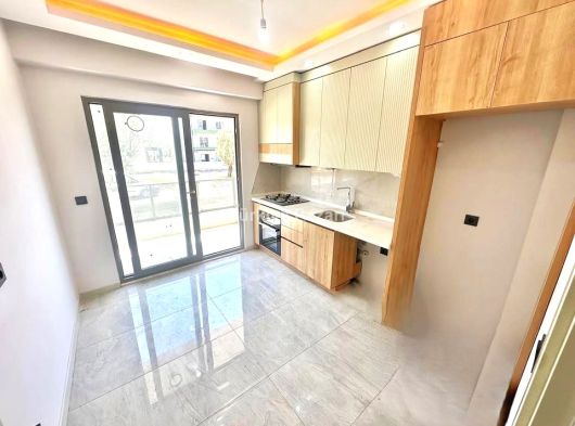 AYGÜL'DEN KADIKÖY'DE SIFIR YERDEN ISITMALI ASANSÖRLÜ KAPALI OTOPARKLI EBEVEYNLİ 2+1 SATILIK DAİRE