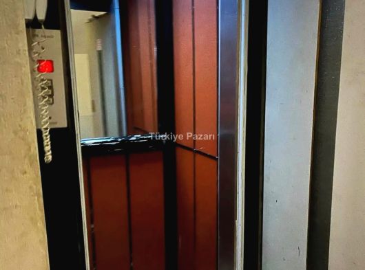 MANİSA KARAKÖY MAH 2+1 ARA KAT ASANSÖRLÜ SATILIK KİRACILI DAİRE