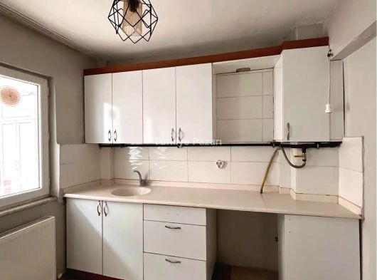 MANİSA ARDA MAH 3+1 ARA KAT GENİŞ SATILIK DAİRE