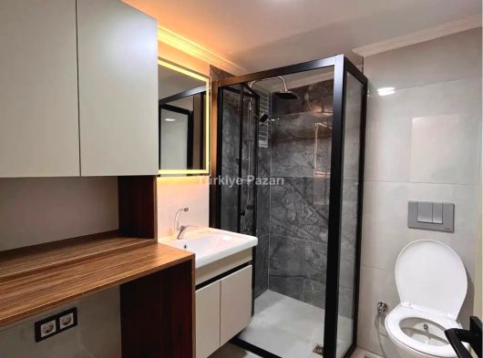 MANİSA ARDA MAH 3+1 ARA KAT MERKEZİ KONUMDA SATILIK FIRSAT DAİRE